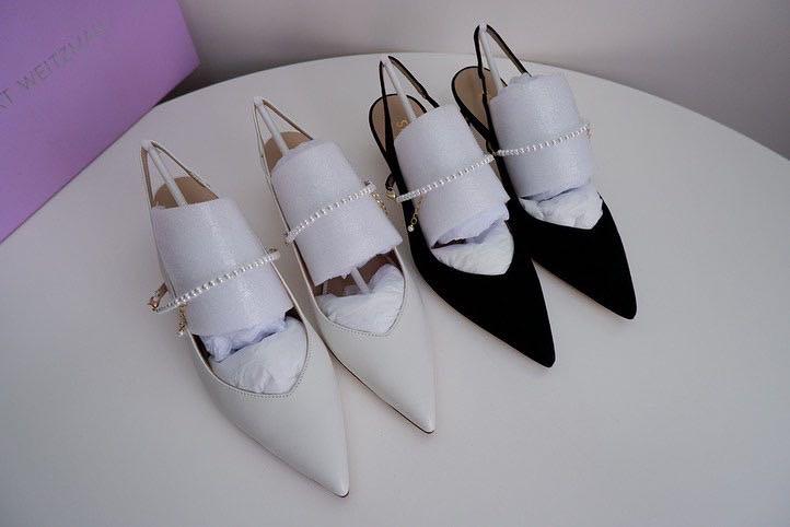 🆕 Stuart Weitzman 最新款珍珠小貓跟涼鞋～2️⃣色～EDITH PEARLUXE