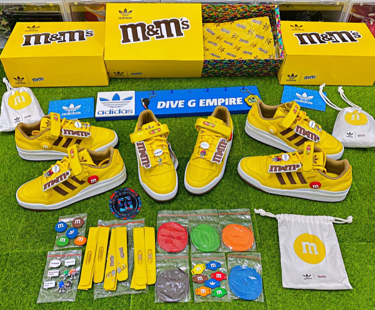 adidas FORUM 84 LOW M&M’S CREW 黄　28 ③ adidas FORUM 84 LOW M&M'S CREW 黄 28 ③（ADIDAS FORUM LOW 84