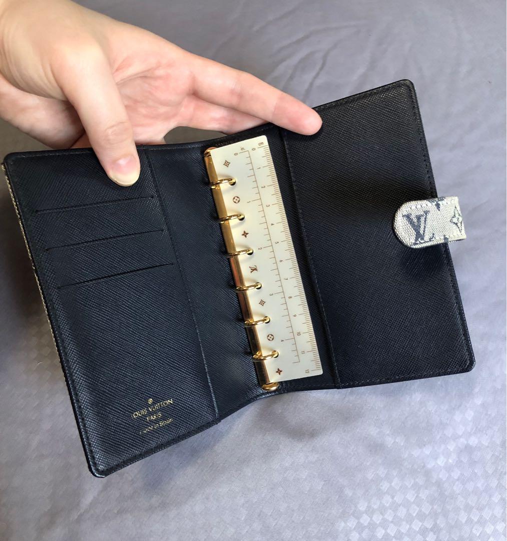 Authentic Louis Vuitton LV monogram mini lin agenda PM (Category: Luxury Bags & Wallets) located in Makati City. Submitted by cindiorella (Listing ID 1156557531, Image 3). Description: 100% guaranteed authentic No inclusions Selling low, fixed price!.