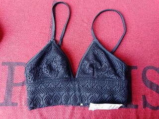 (Category: ) located in . Submitted by closet_box (Listing ID 1156580950, Image 1). Description: .