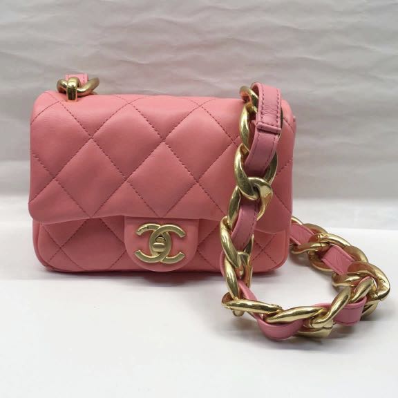Chanel 22S Funky Town mini flap bag pink 粗鏈/ 鍊粉紅色, 名牌, 手袋及銀包- Carousell
