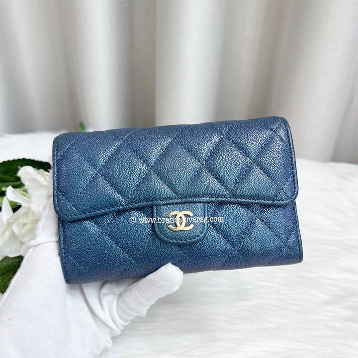 Chanel Classic Trifold Wallet in 19S Iridescent Blue Caviar LGHW, Luxury,  Bags & Wallets on Carousell