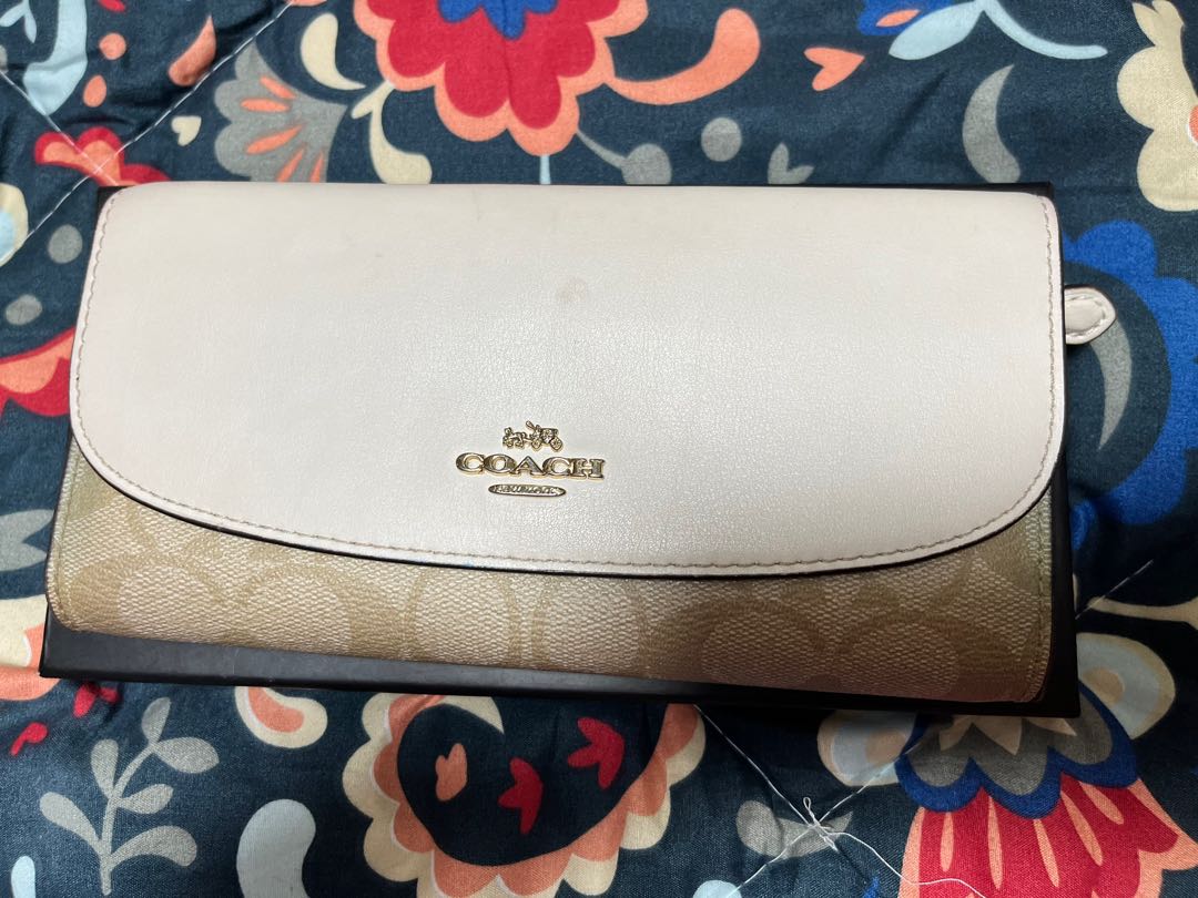 Coach checkbook wallet, Women's Fashion, Bags & Wallets, Wallets & Card holders on Carousell