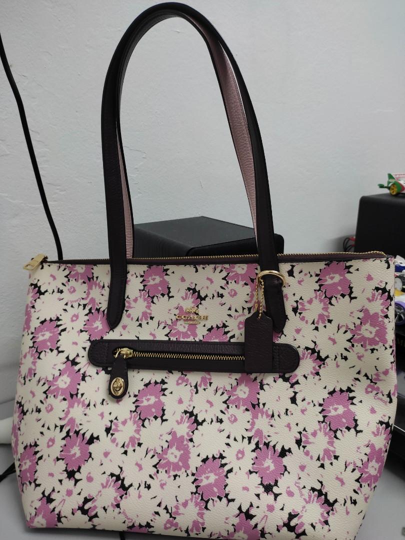 Coach Taylor Tote Daisy Print Chalk Women s Fashion Bags Wallets Tote Bags on Carousell
