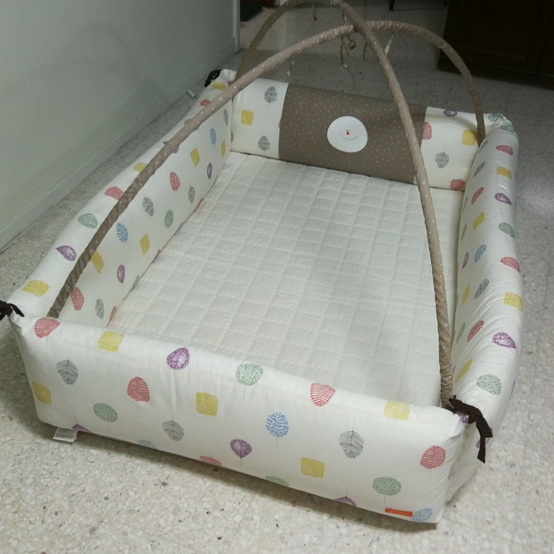 Creamhaus Inua XL Bumper Bed Playmat, Babies & Kids, Baby Nursery