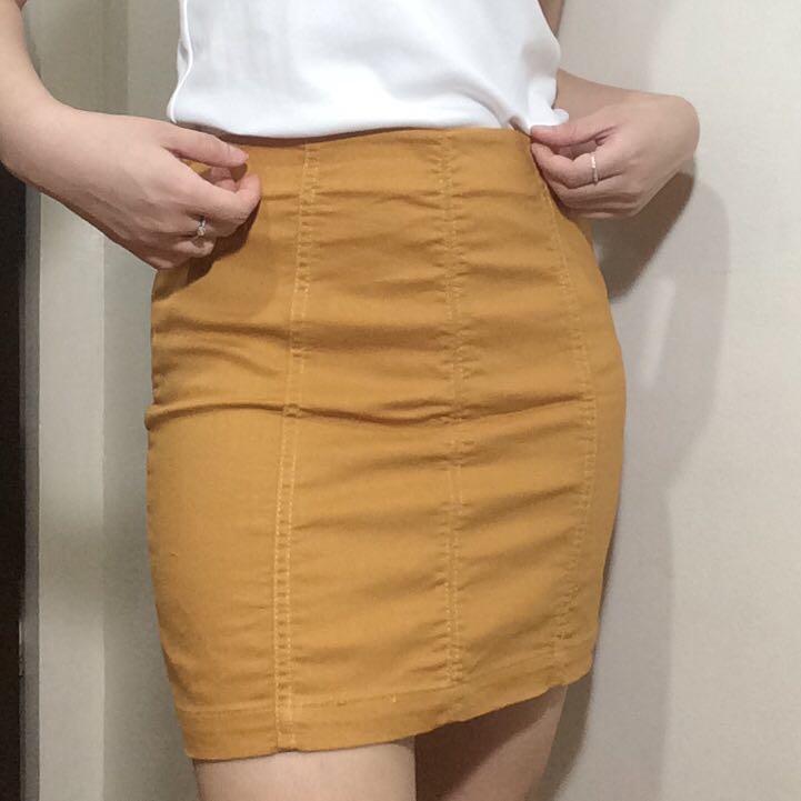 mustard yellow skirt forever 21