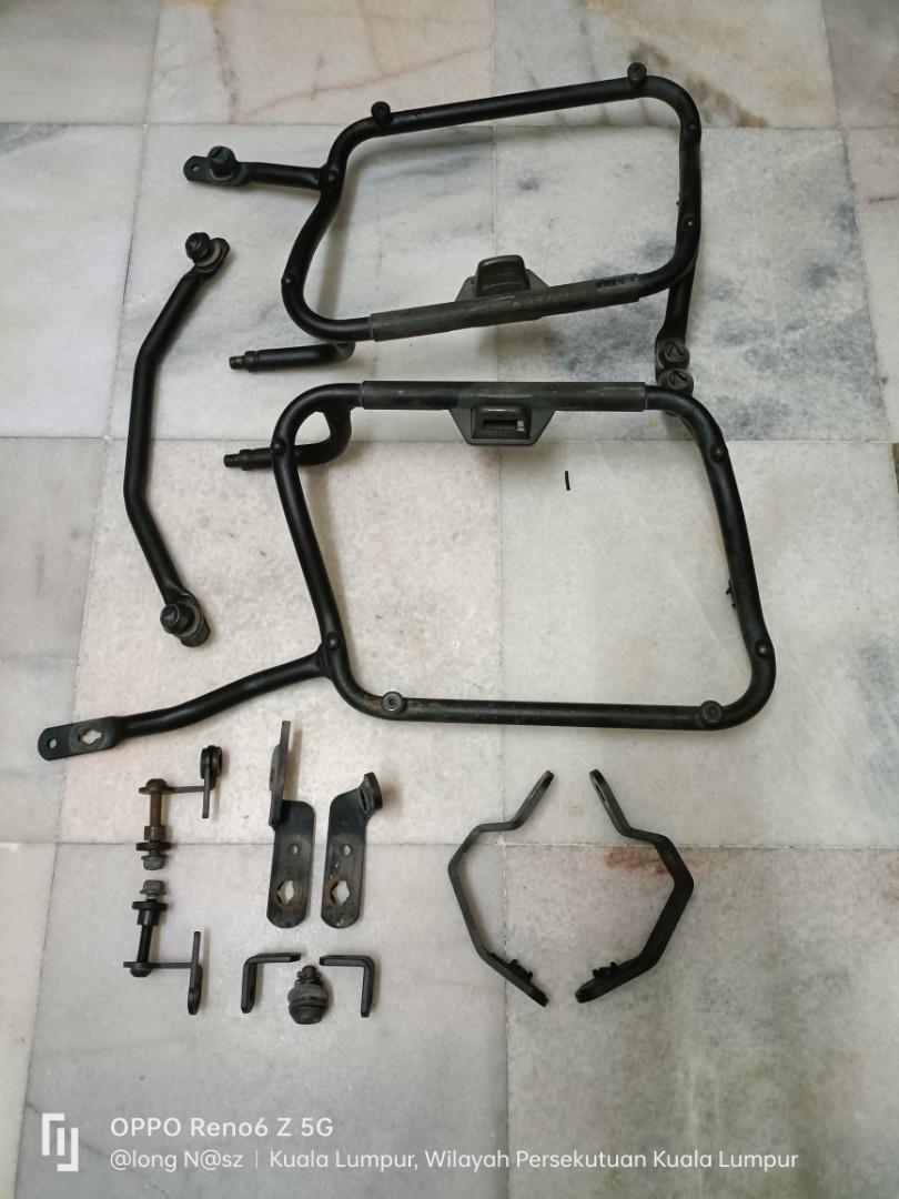 Givi side on sale box bracket