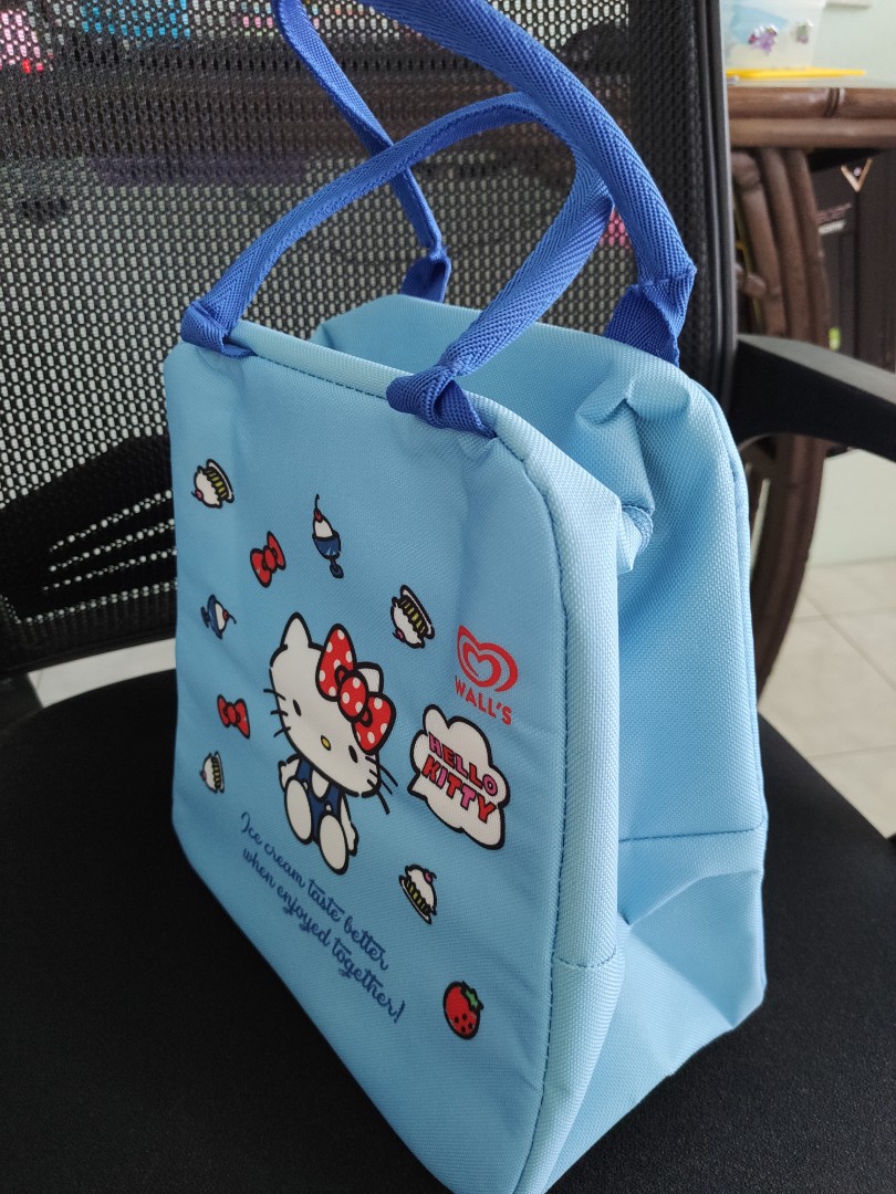 Hello kitty hot sale cooler bag