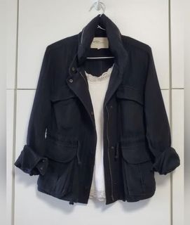 （分類：）位於 。 由 declutter_thegirl 提交（商品編號 1156607132，圖片 1）。簡介： 。