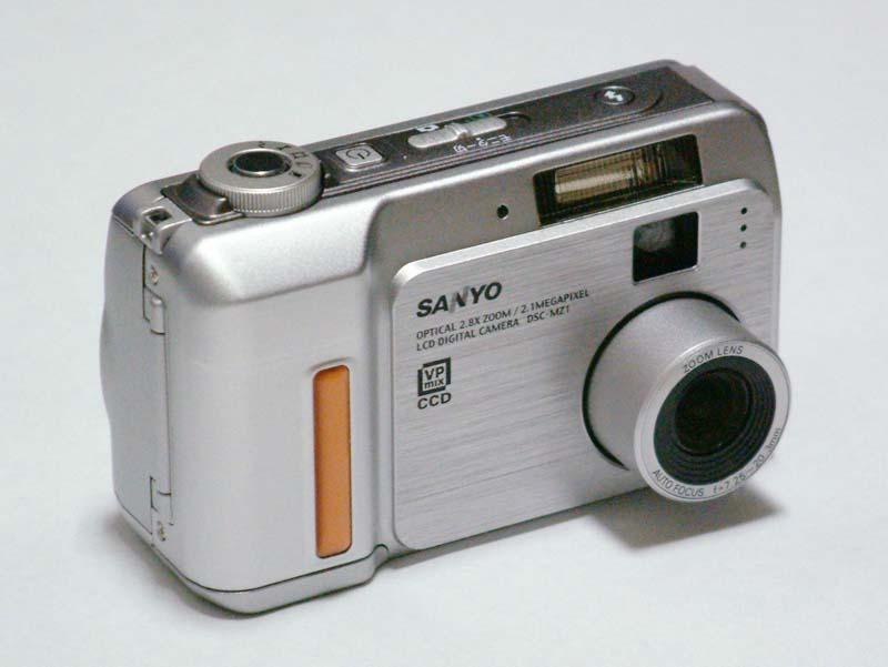 Sanyo DSC-MZ1シルバー