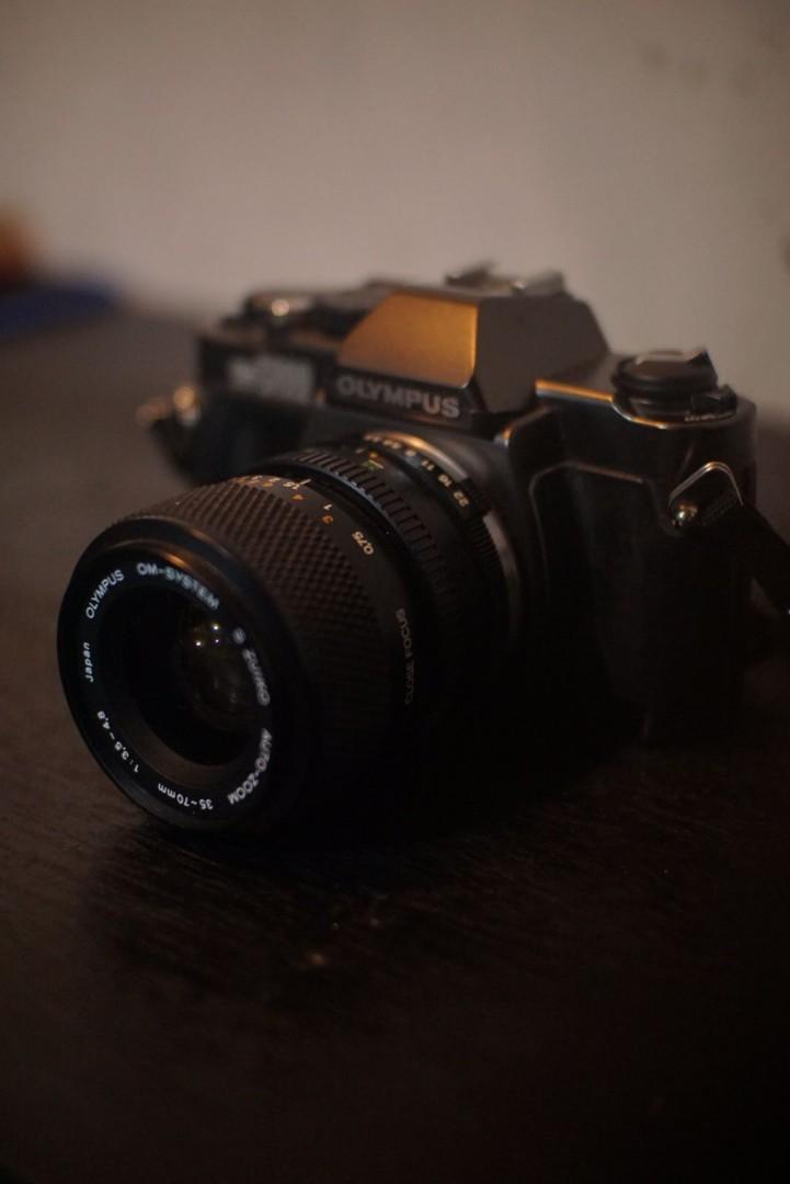 KAMERA ANALOG OLYMPUS OM2000, Fotografi di Carousell