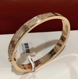 (Category: ) located in . Submitted by sweetluxuryph (Listing ID 1156700087, Image 1). Description: .