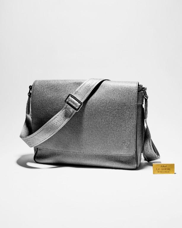 Louis Vuitton Vintage - Taiga Roman MM - Dark Gray - Taiga Leather