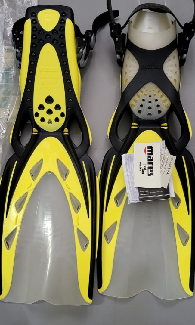 Mares diving fins (male & female), Sports Equipment, Bicycles & Parts