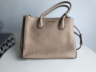 （分類：）位於 。 由 Chidauma 提交（商品編號 1156602328，圖片 1）。簡介： 。