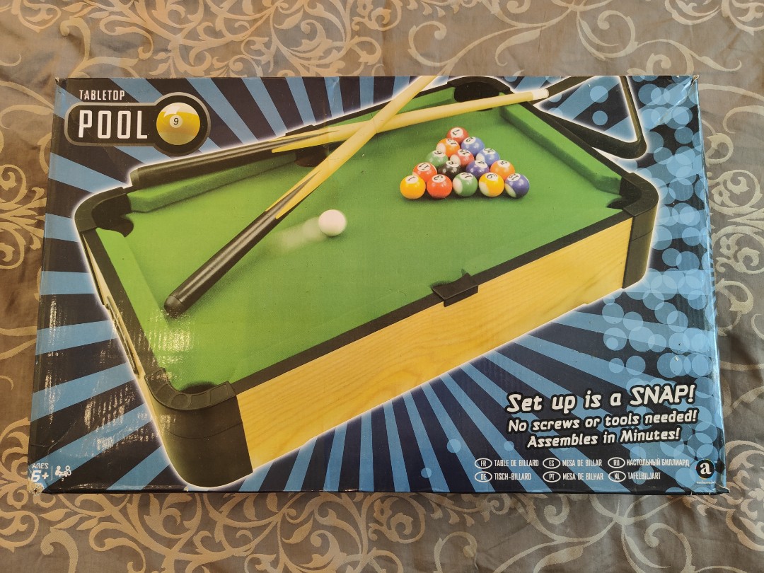 Mini pool table, Hobbies & Toys, Toys & Games on Carousell
