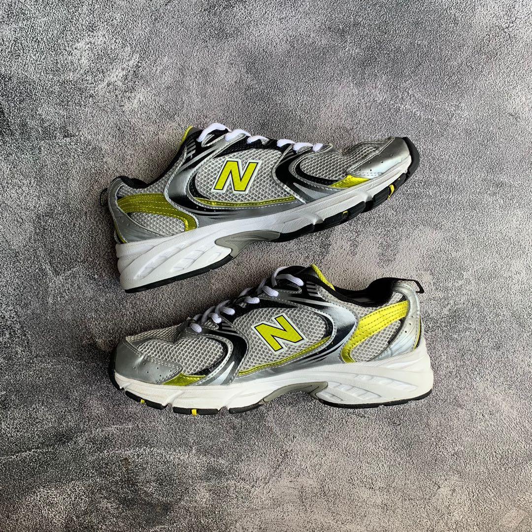 New Balance 530 Retro Yellow Silver / MR530SC, Fesyen Pria, Sepatu