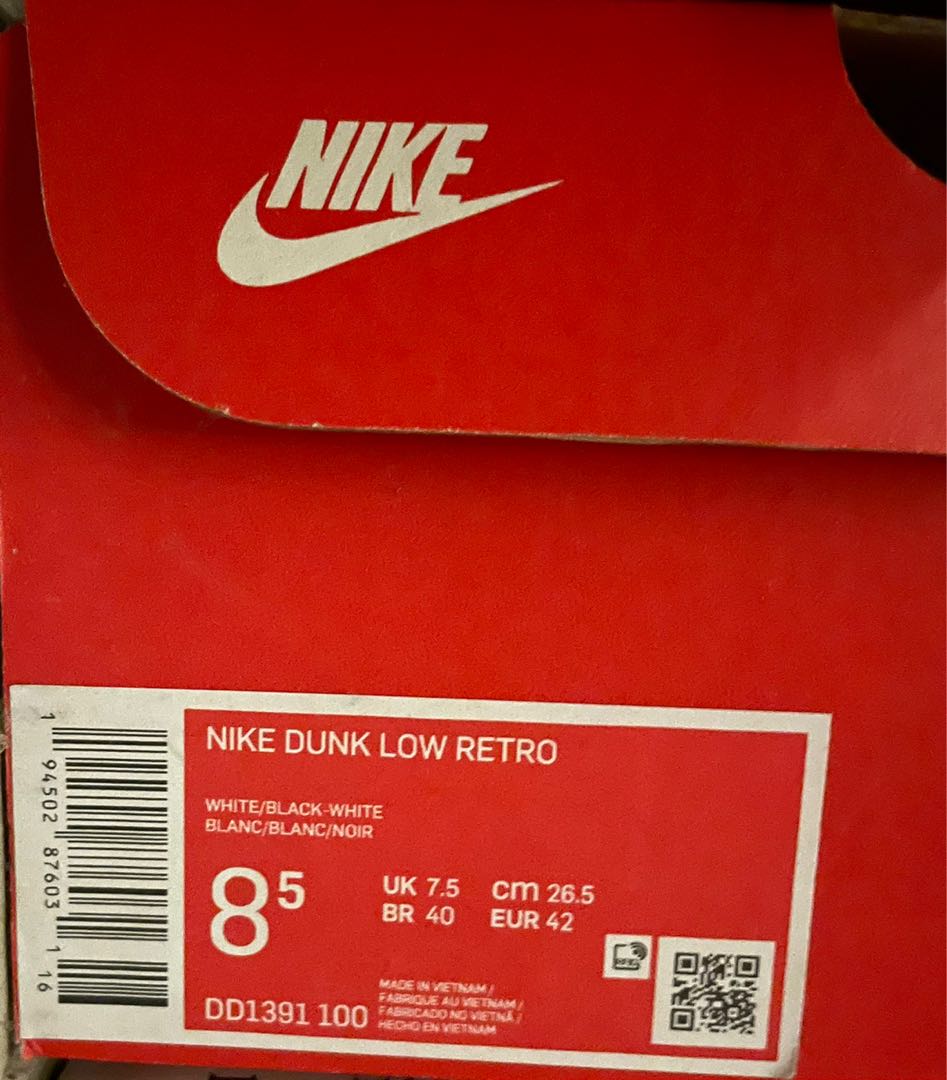 Nike Dunk Panda, Men's Fashion, Footwear, Sneakers on Carousell