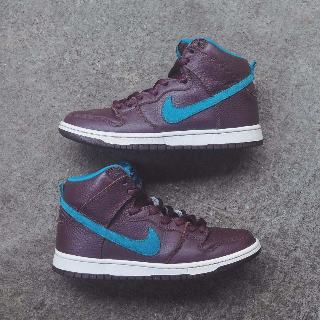 burgundy dunk high