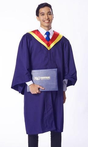 NYP Graduation Gown Size L