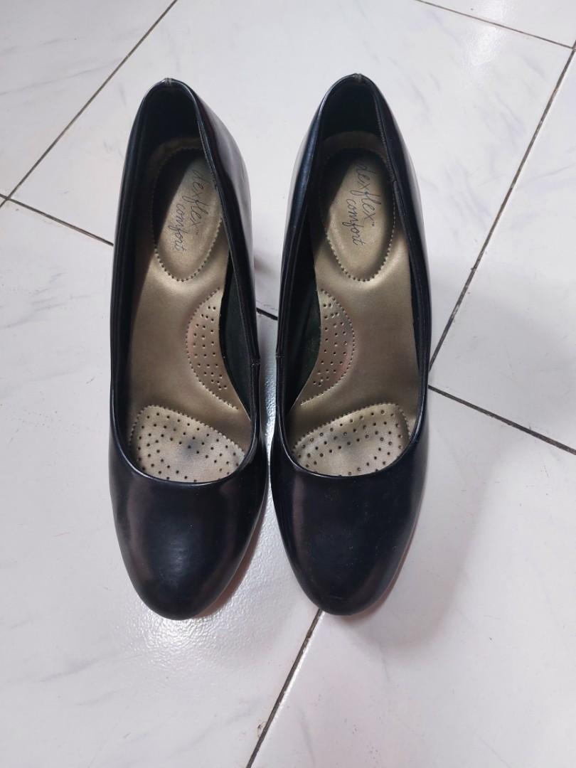 Payless shoes top black shoes