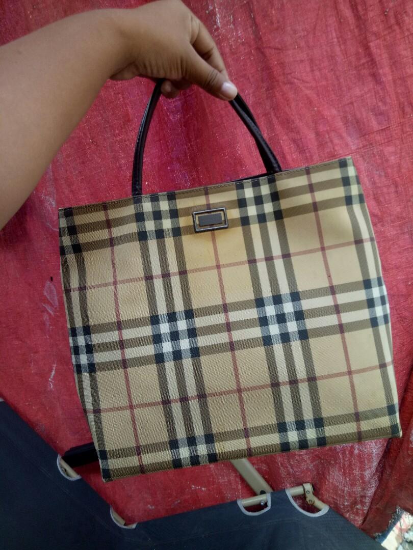 small vintage burberry bag