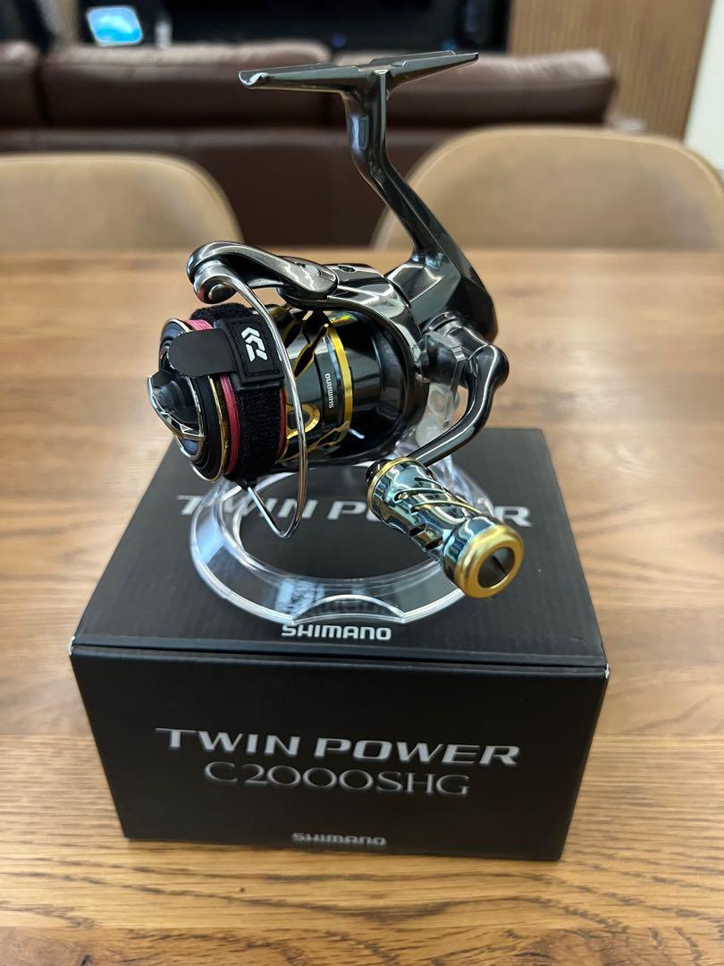 Shimano twin power c2000shg, Sports Equipment, Fishing on Carousell