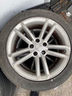（分類：）位於 。 由 tesla.model.s 提交（商品編號 1156655802，圖片 1）。簡介： 。