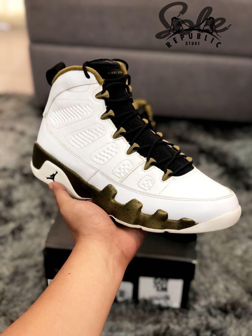 jordan 9 retro statue