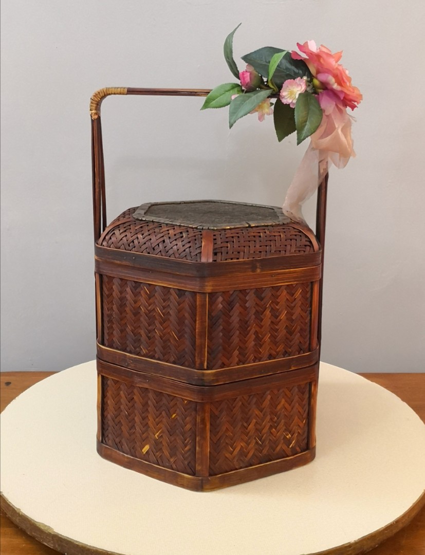 vintage wicker food basket, Hobbies & Toys, Stationery & Craft