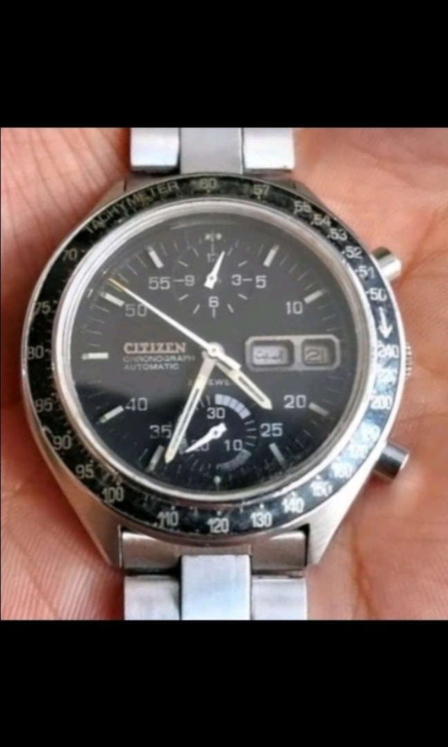 135 CITIZEN Chronograph Automatic 23 Jewels POSTCARD ONLY round SS Case Bracelet Date Day Black Dial Outer Tachymeter Scale Black Bezel 2 Black