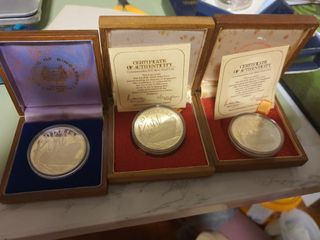 (Category: ) located in . Submitted by cd.collectable (Listing ID 1156870958, Image 1). Description: .