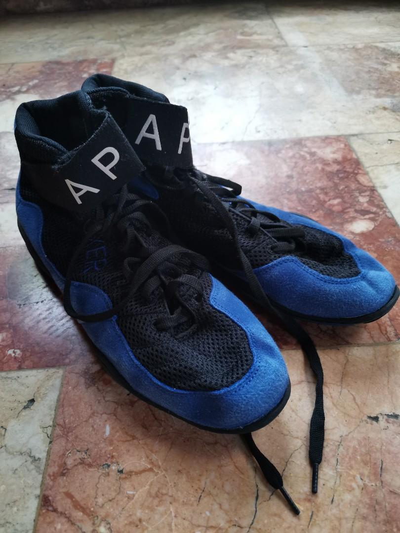 Boxing shoes