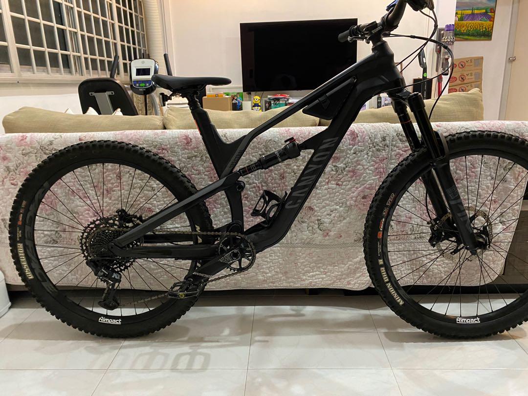 Canyon spectral AL 2021 size L Sports Equipment Bicycles