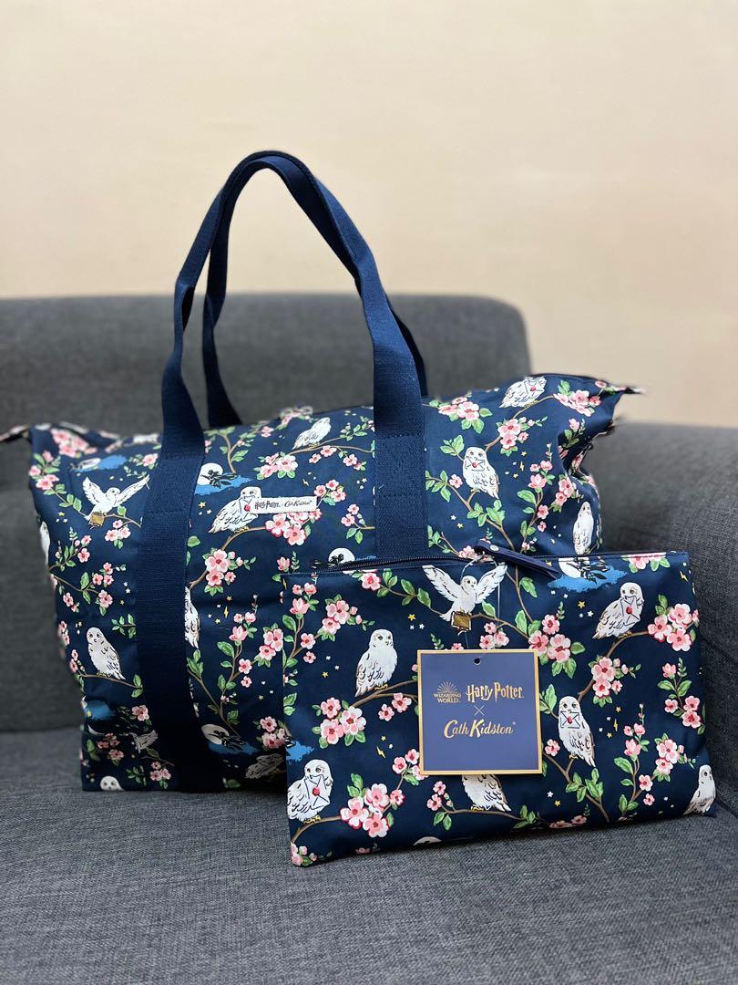 Button spot foldaway holiday bag outlet