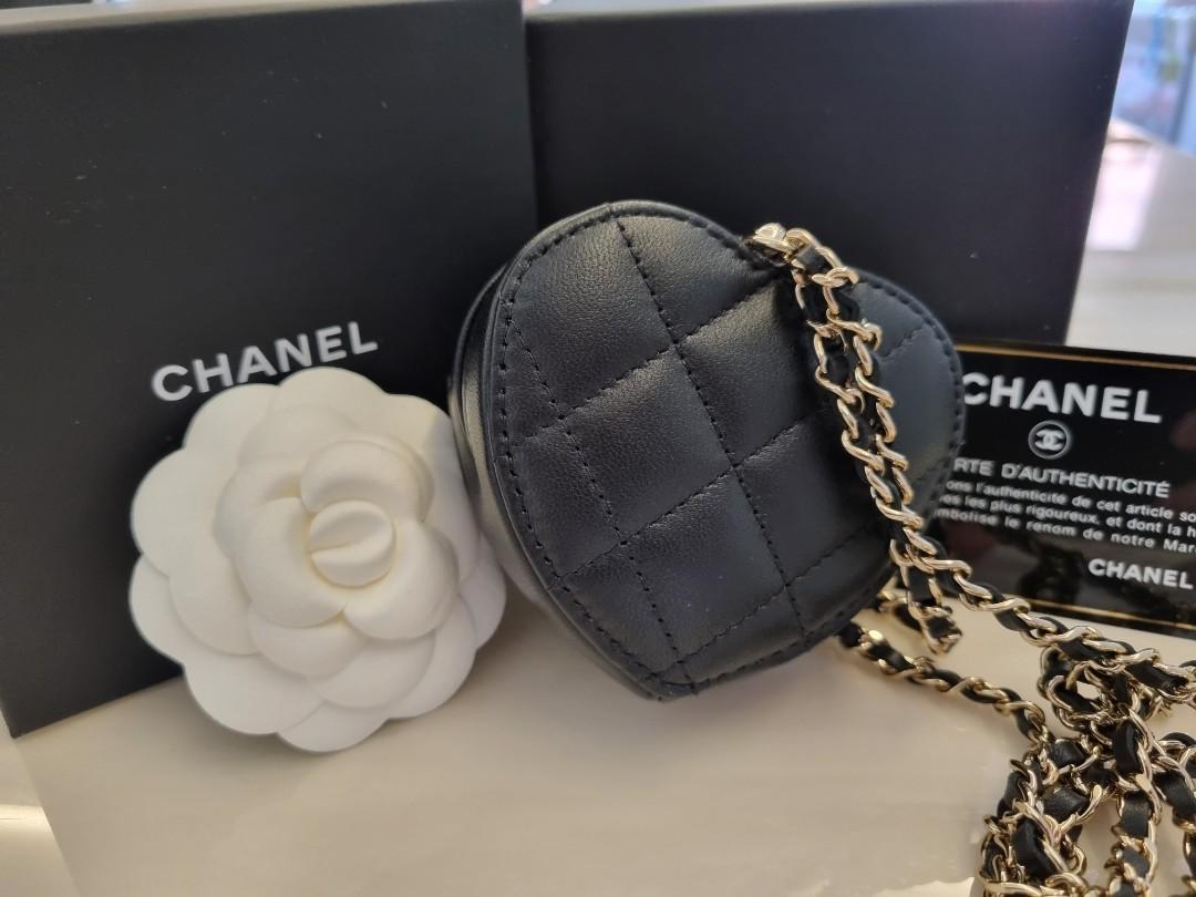 BNIB Chanel 22s heart necklace bag mini heart bag purse in black