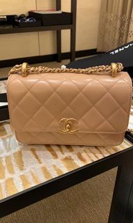 （分類：）位於 。 由 extravagantitem 提交（商品編號 1156866035，圖片 1）。簡介： 。