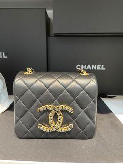 Chanel Chain Mini Clutch White AP2831 Caviar Leather