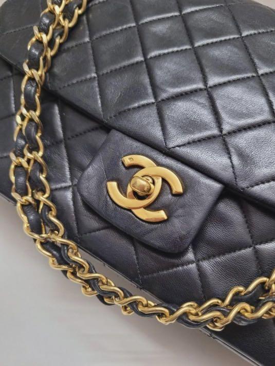 Chanel vintage classic flap bag GHW, Women's Fashion, Bags u0026 Wallets,  Cross-body Bags on Carousell