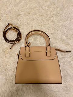 （分類：）位於 。 由 sallyryan 提交（商品編號 1156844568，圖片 1）。簡介： 。