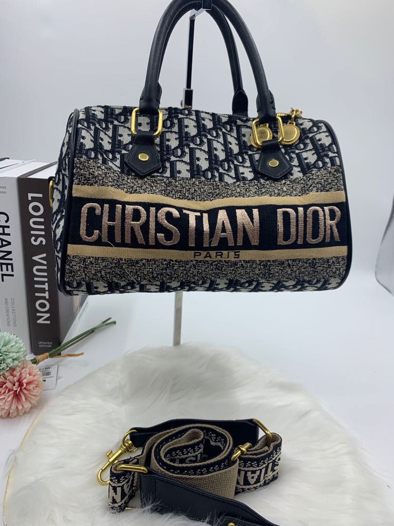 Christian Dior speedy 25, Women's Fashion, Bags & Wallets, Shoulder Bags on  Carousell