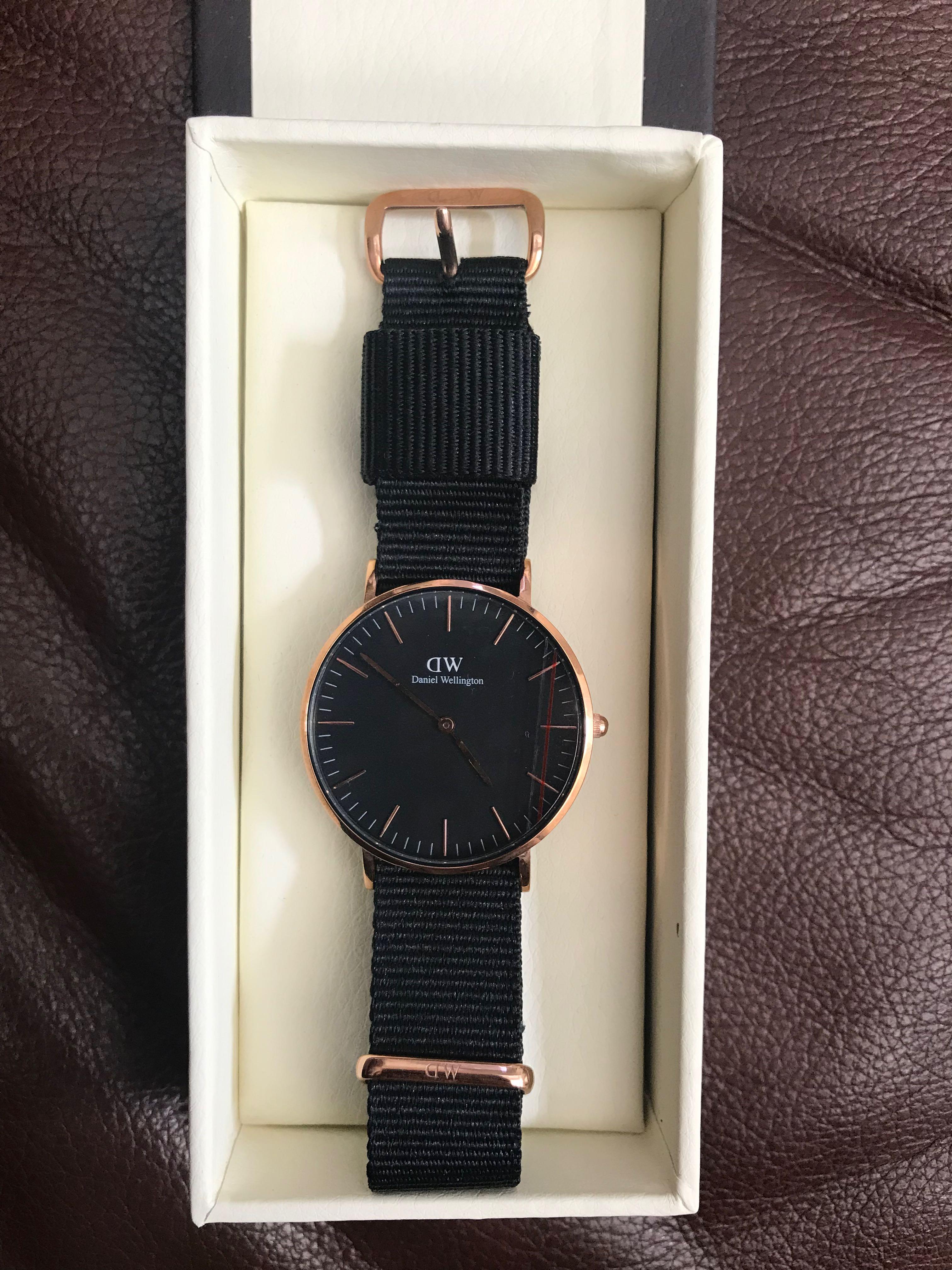 Beli jam deals daniel wellington original