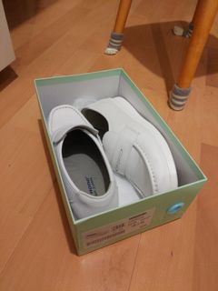 （分類：）位於 。 由 Alitsui 提交（商品編號 1156863811，圖片 1）。簡介： 。