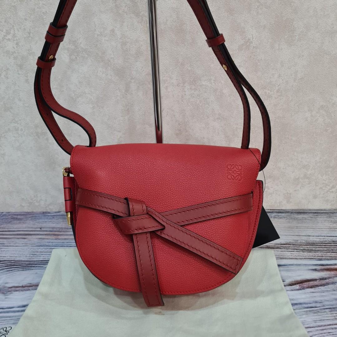 Loewe mini gate hotsell red