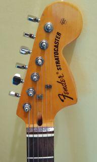 Fender stratocaster sunburst