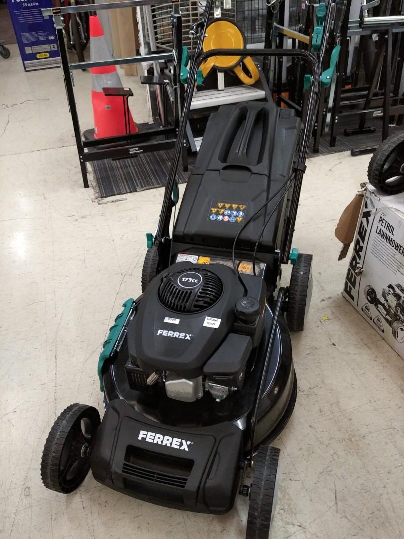 Ferrex 4 Stroke Petrol Lawn Mower