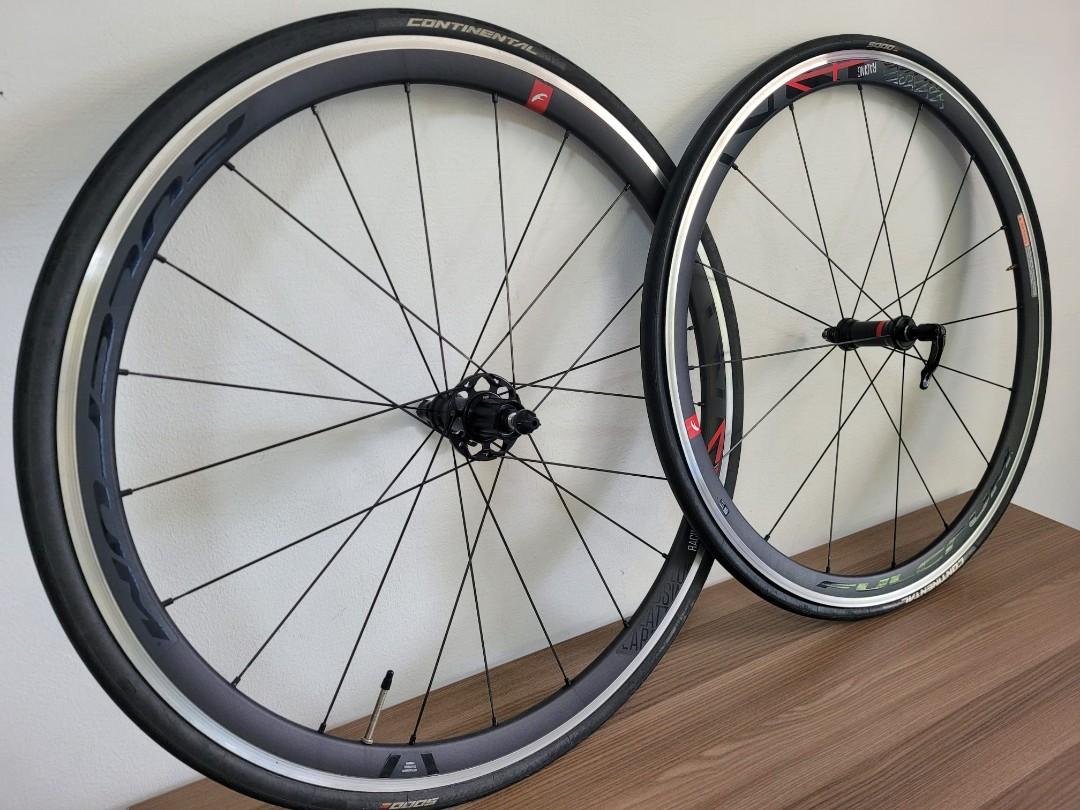 Fulcrum racing quattro c17 discount