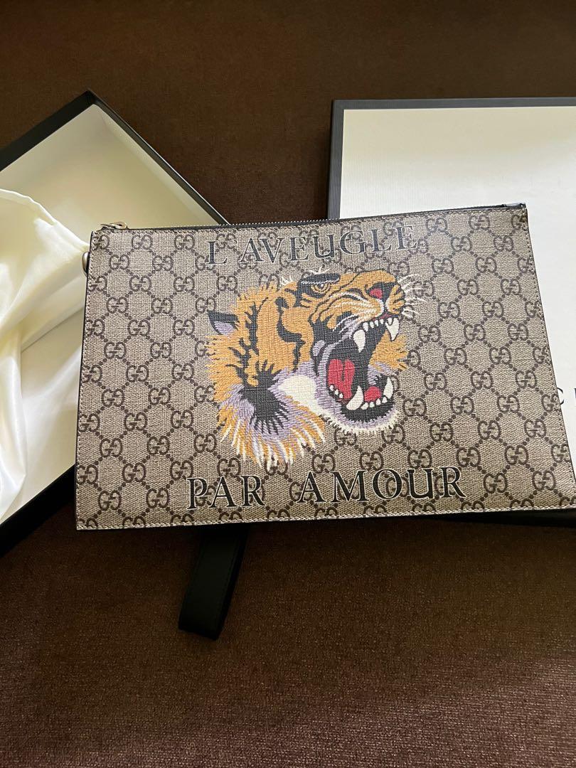 Gucci clutch tiger store