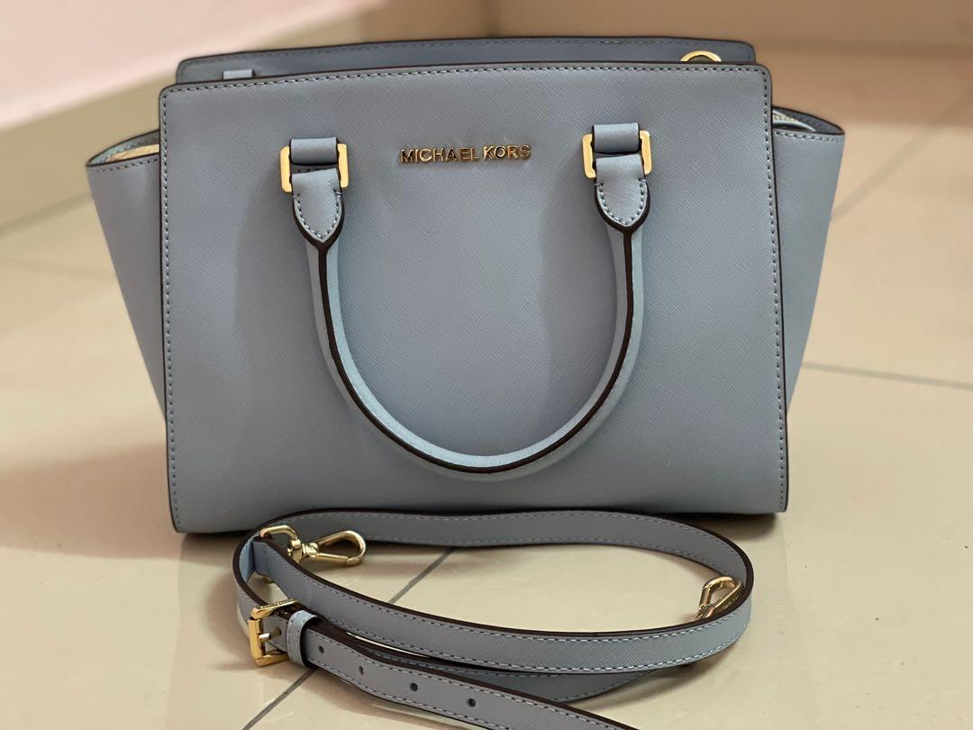Michael Kors shoulder Bag/Crossbody Bag, Luxury, Bags & Wallets on Carousell
