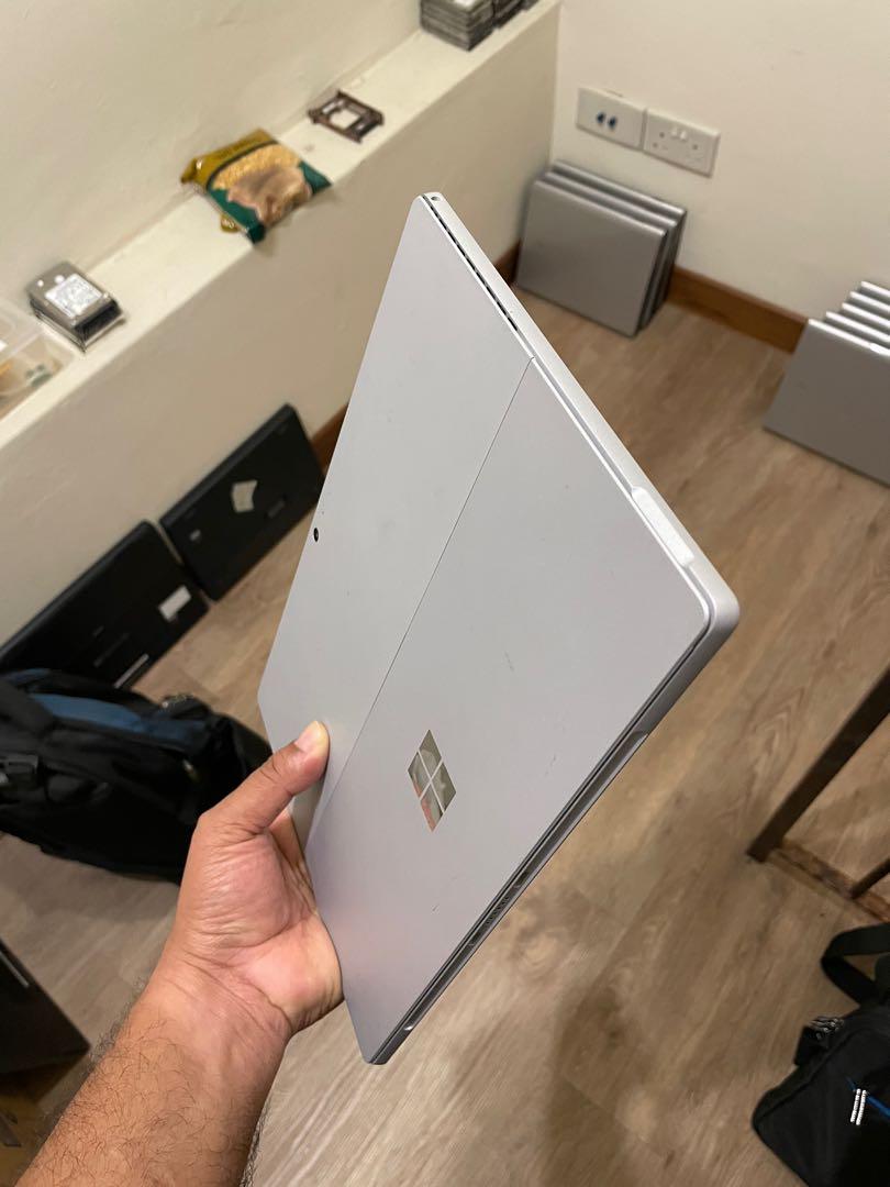 809）SurfaceBook2 i7-8650 16GB 512 15インチ